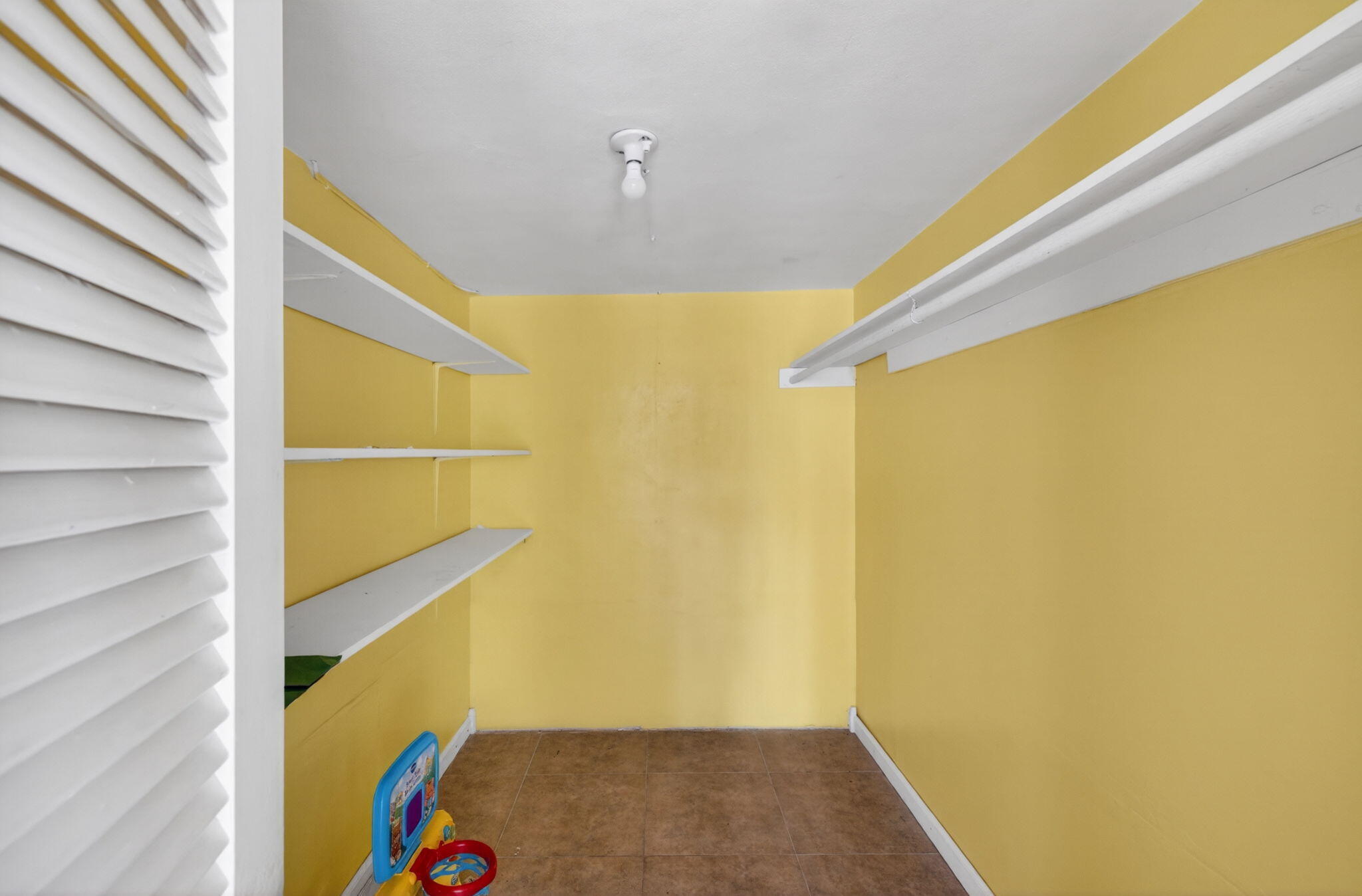 841 SW 18th Court