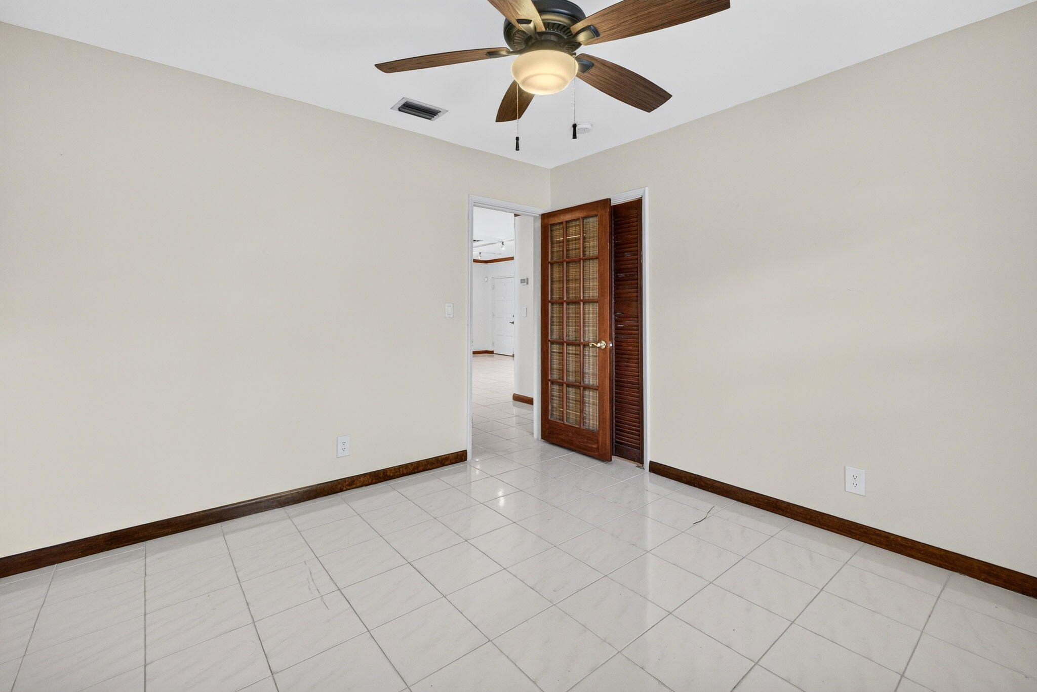 2060 Tropic Isle, Lauderdale-By-The-Sea