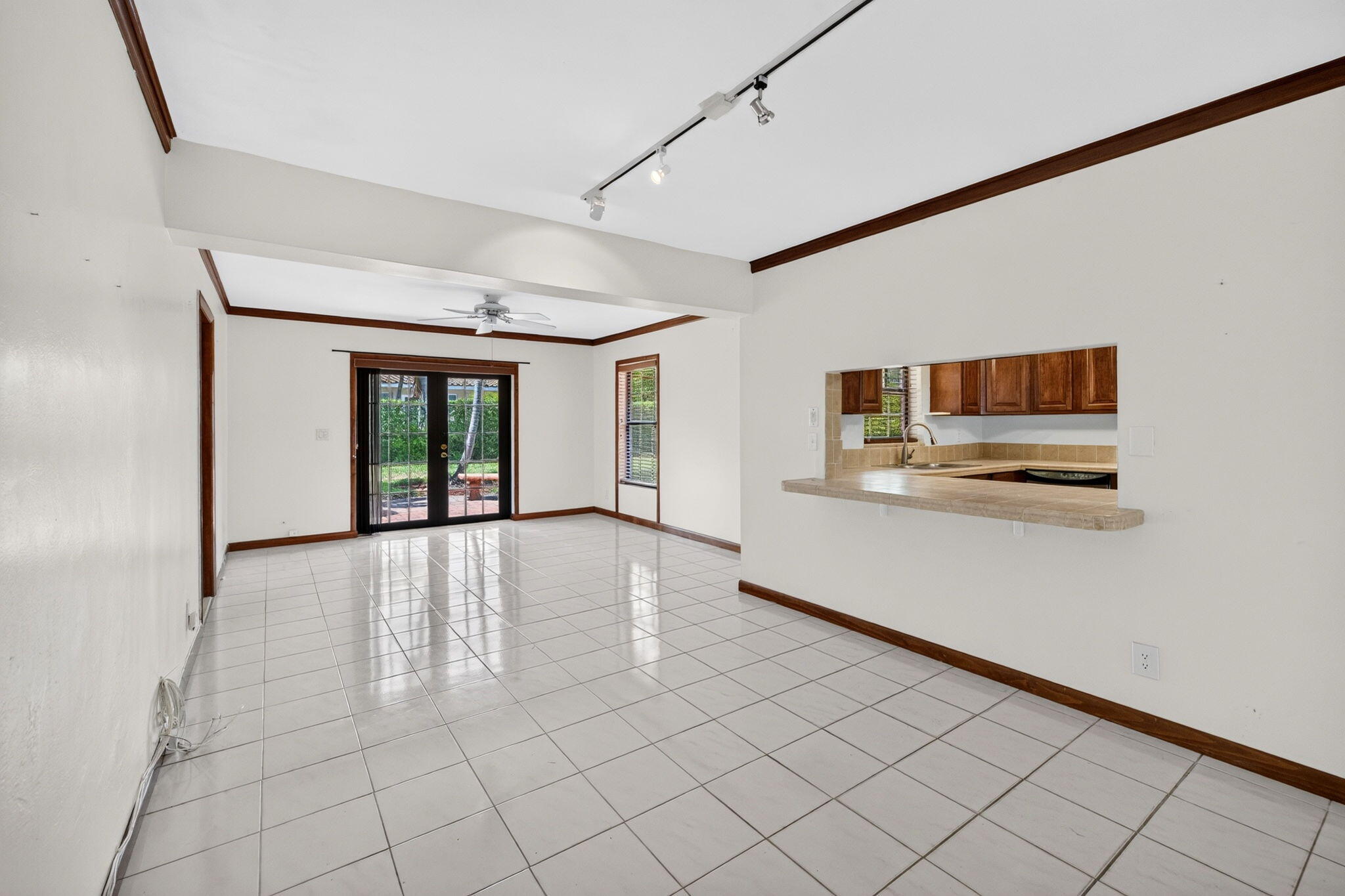 2060 Tropic Isle, Lauderdale-By-The-Sea