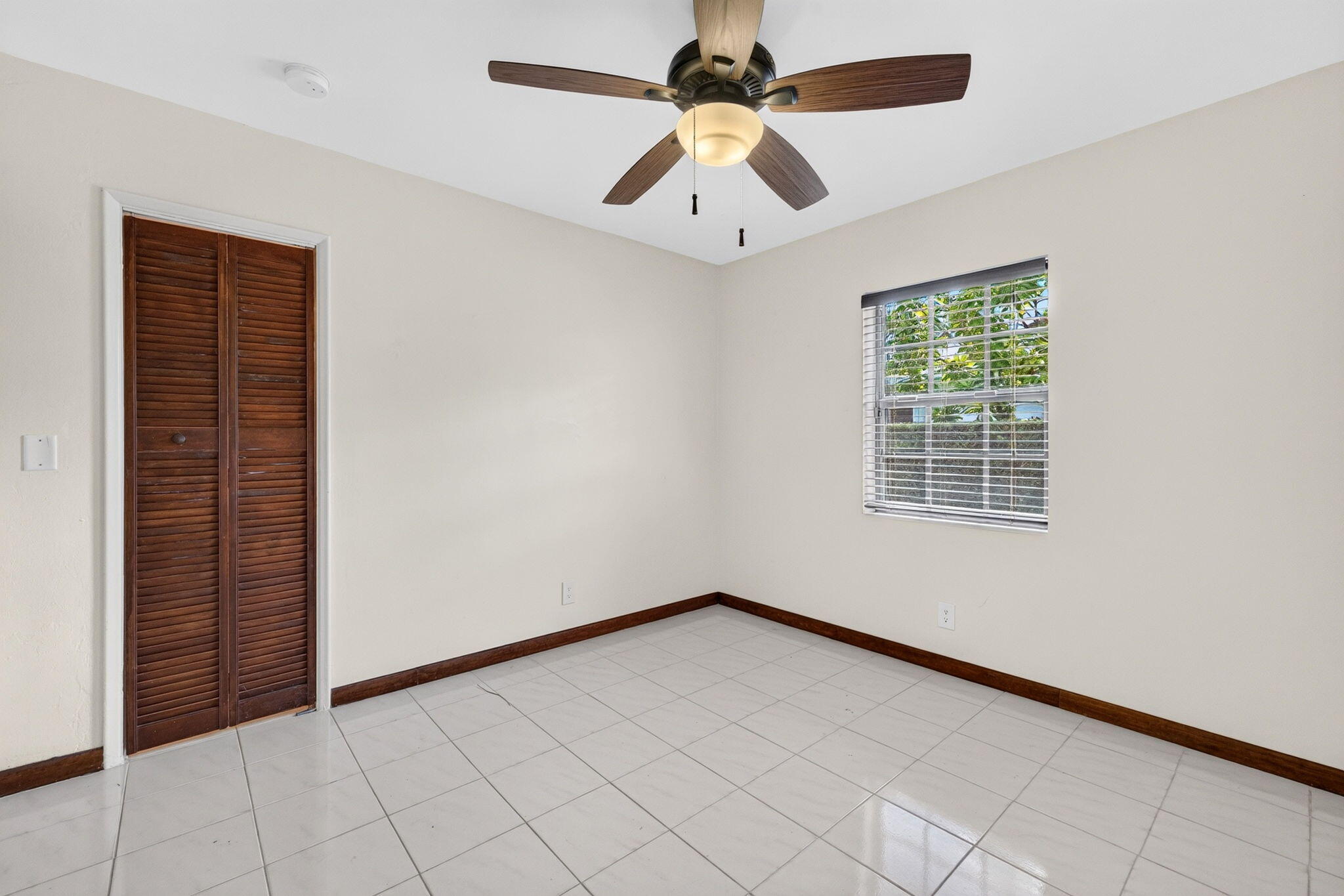 2060 Tropic Isle, Lauderdale-By-The-Sea