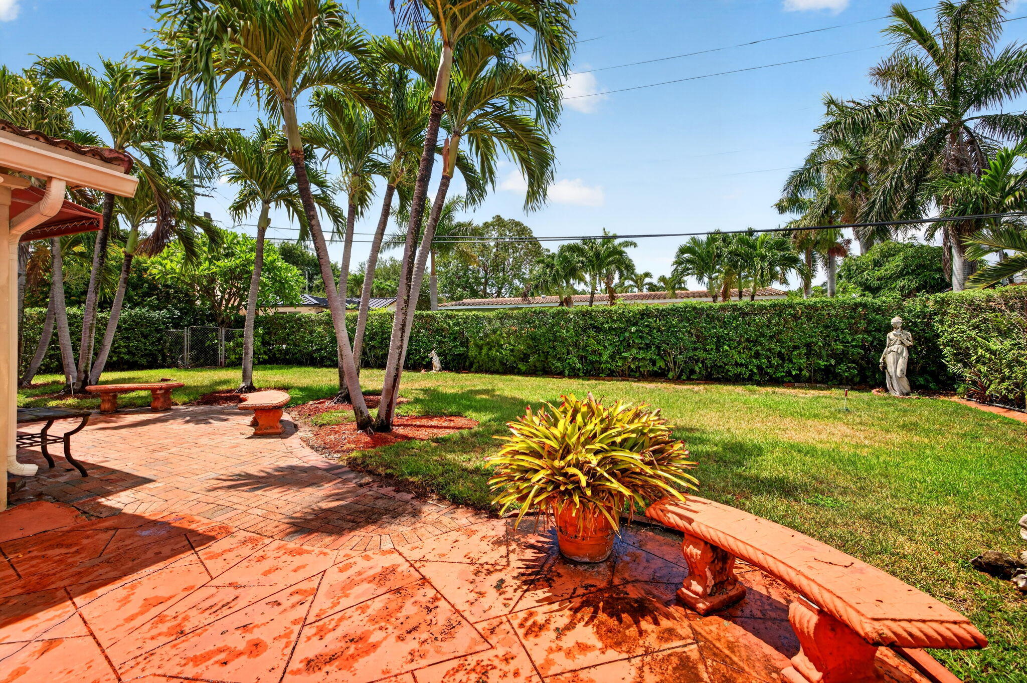 2060 Tropic Isle, Lauderdale-By-The-Sea