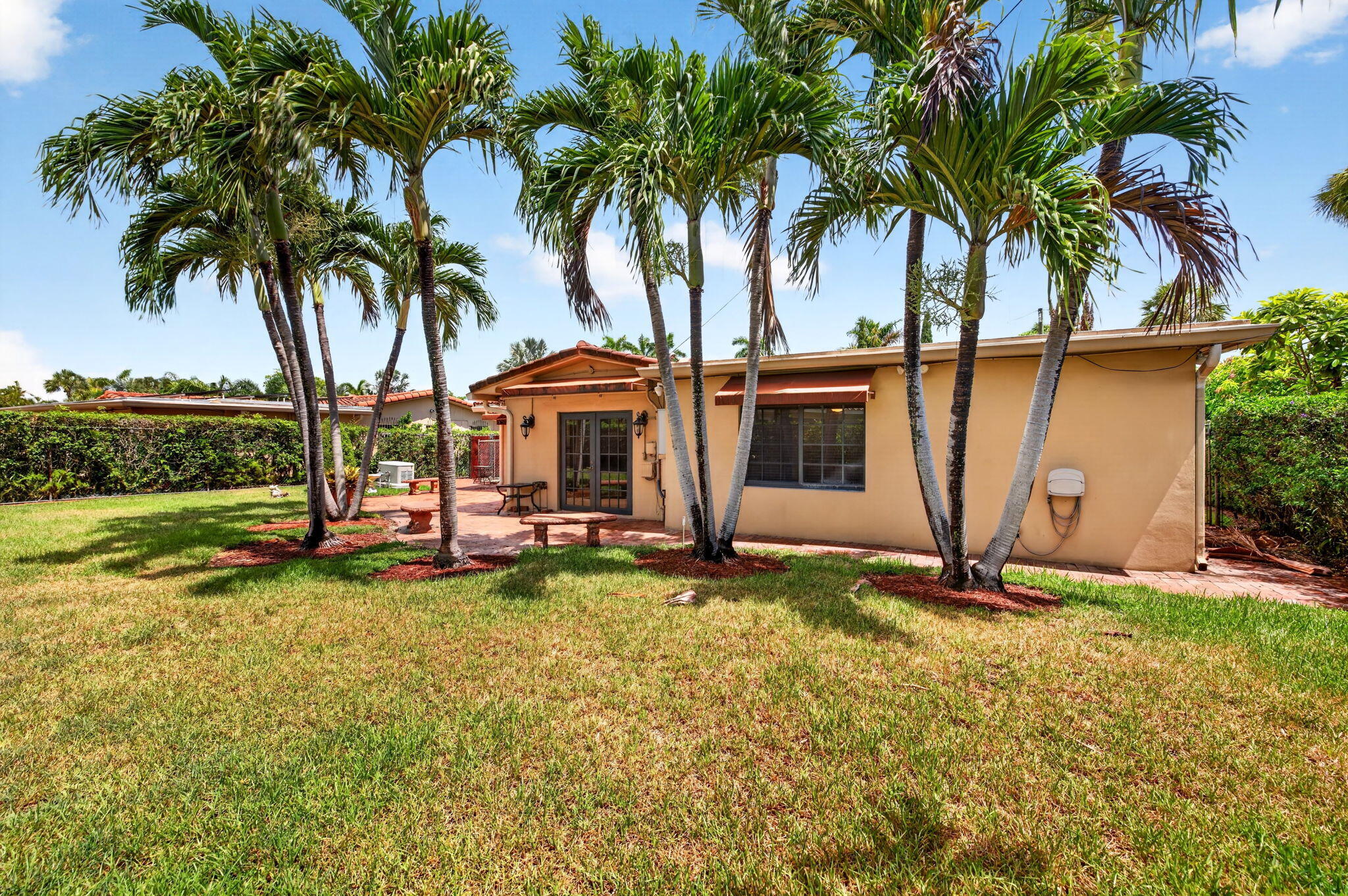 2060 Tropic Isle, Lauderdale-By-The-Sea