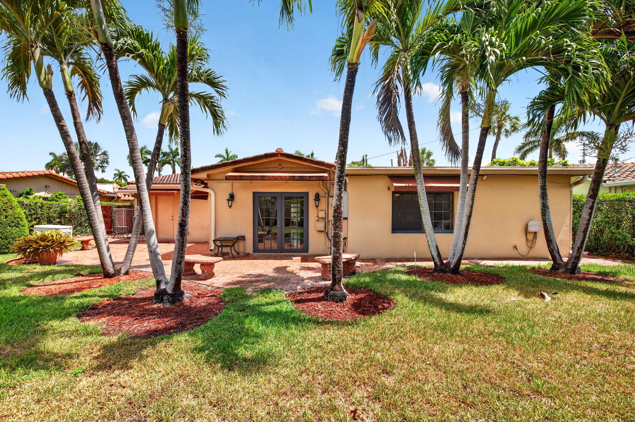 2060 Tropic Isle, Lauderdale-By-The-Sea