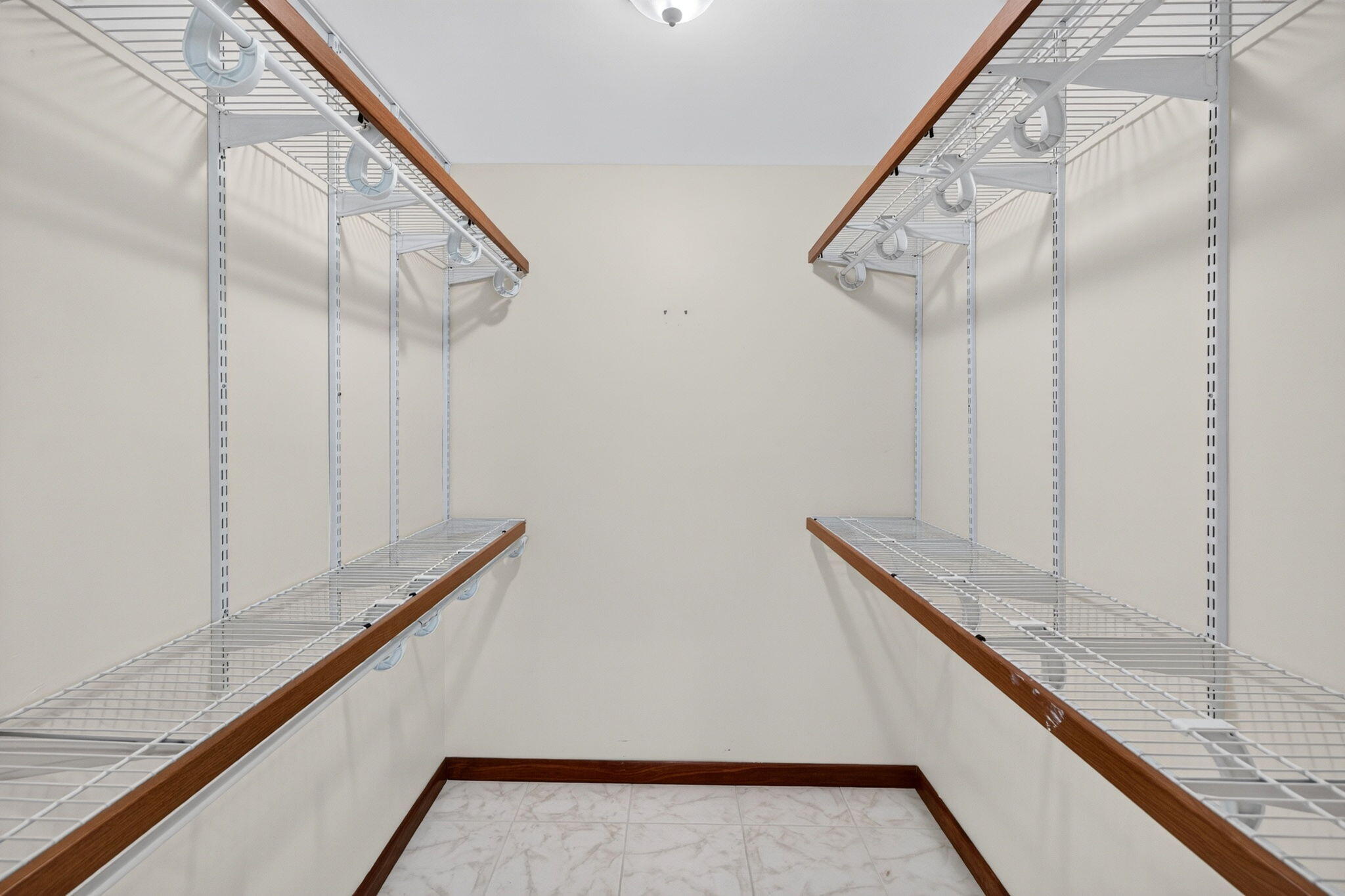 2060 Tropic Isle, Lauderdale-By-The-Sea