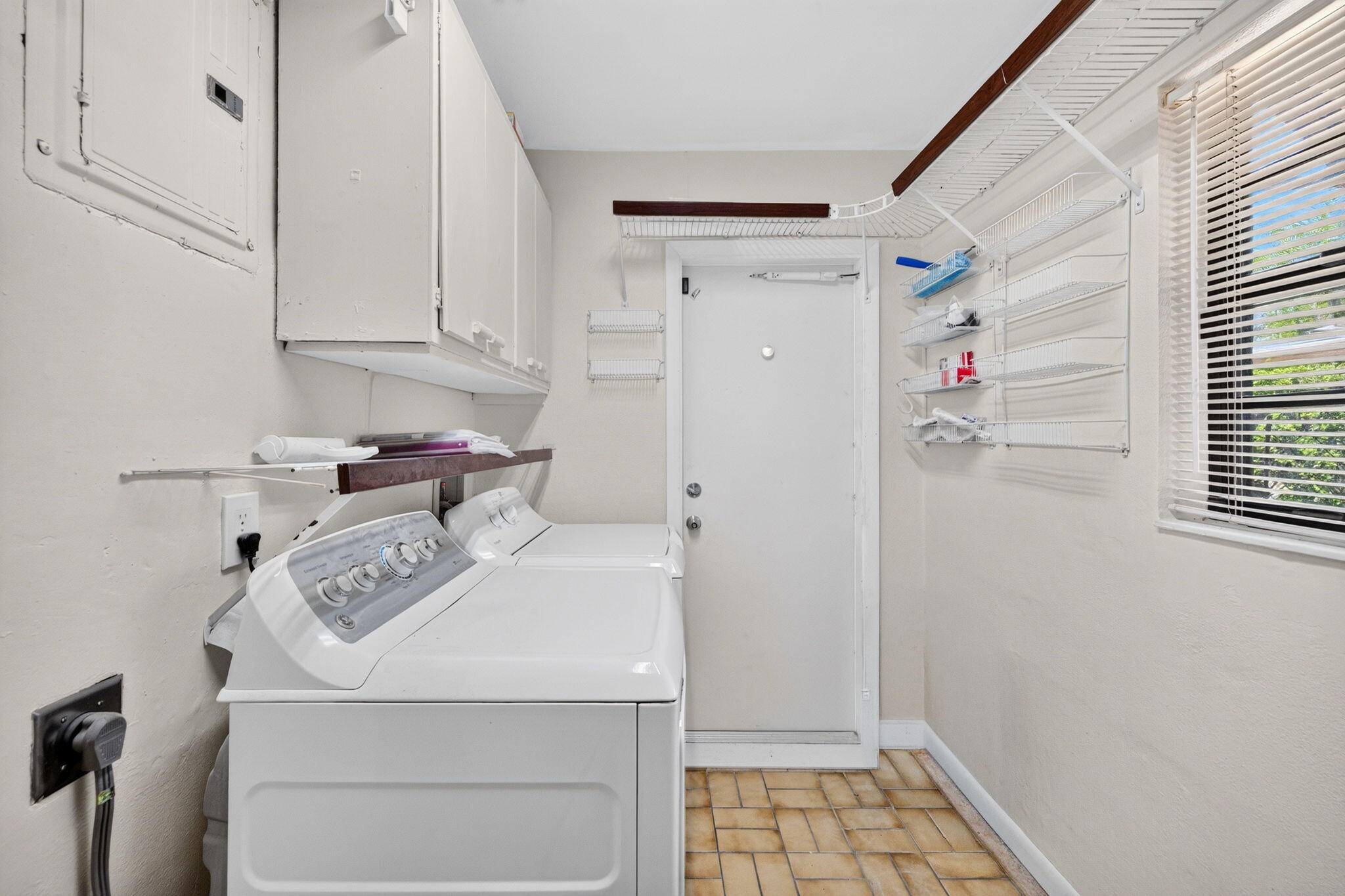 2060 Tropic Isle, Lauderdale-By-The-Sea