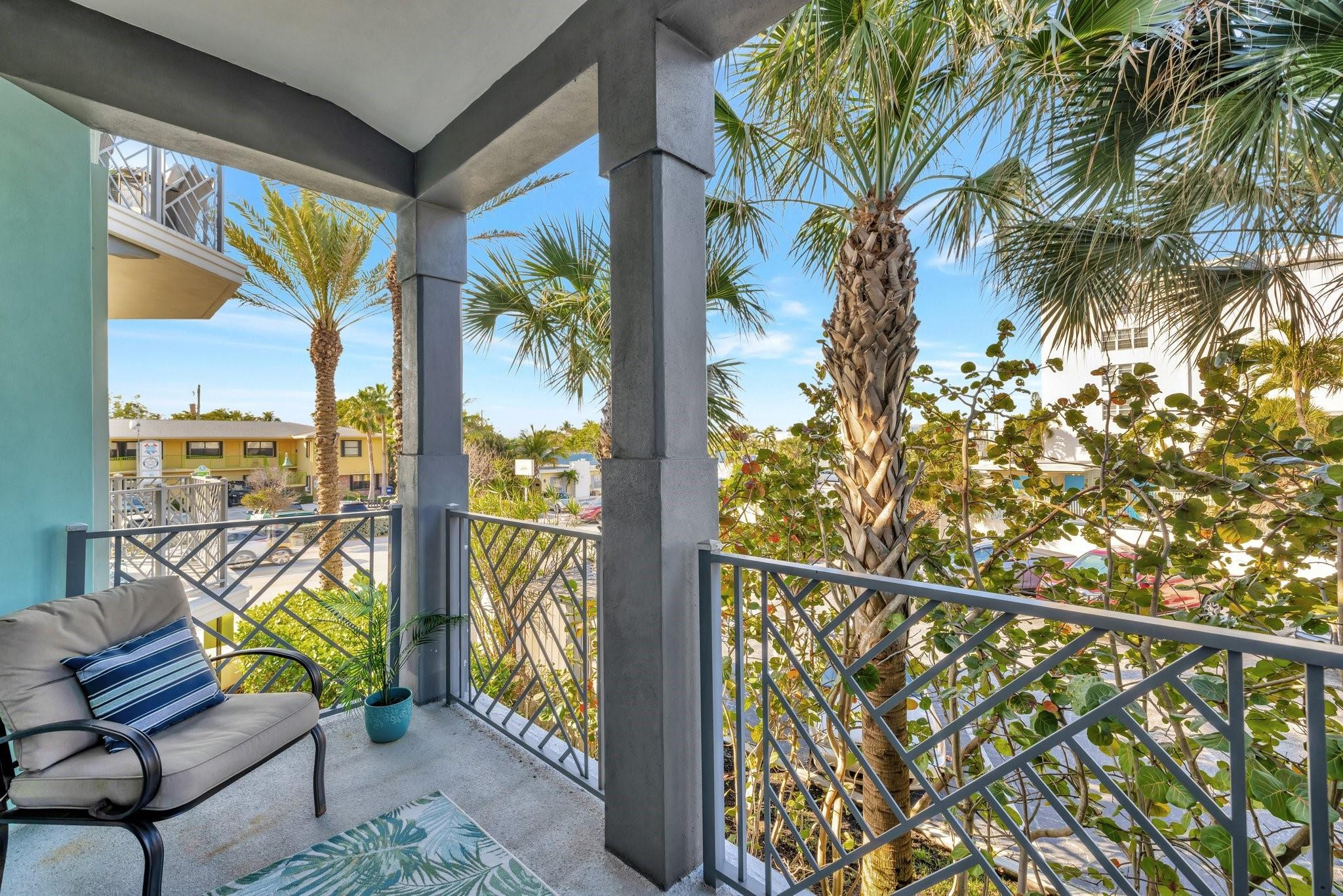 4511 El Mar Drive 210, Lauderdale-By-The-Sea Unit: 210