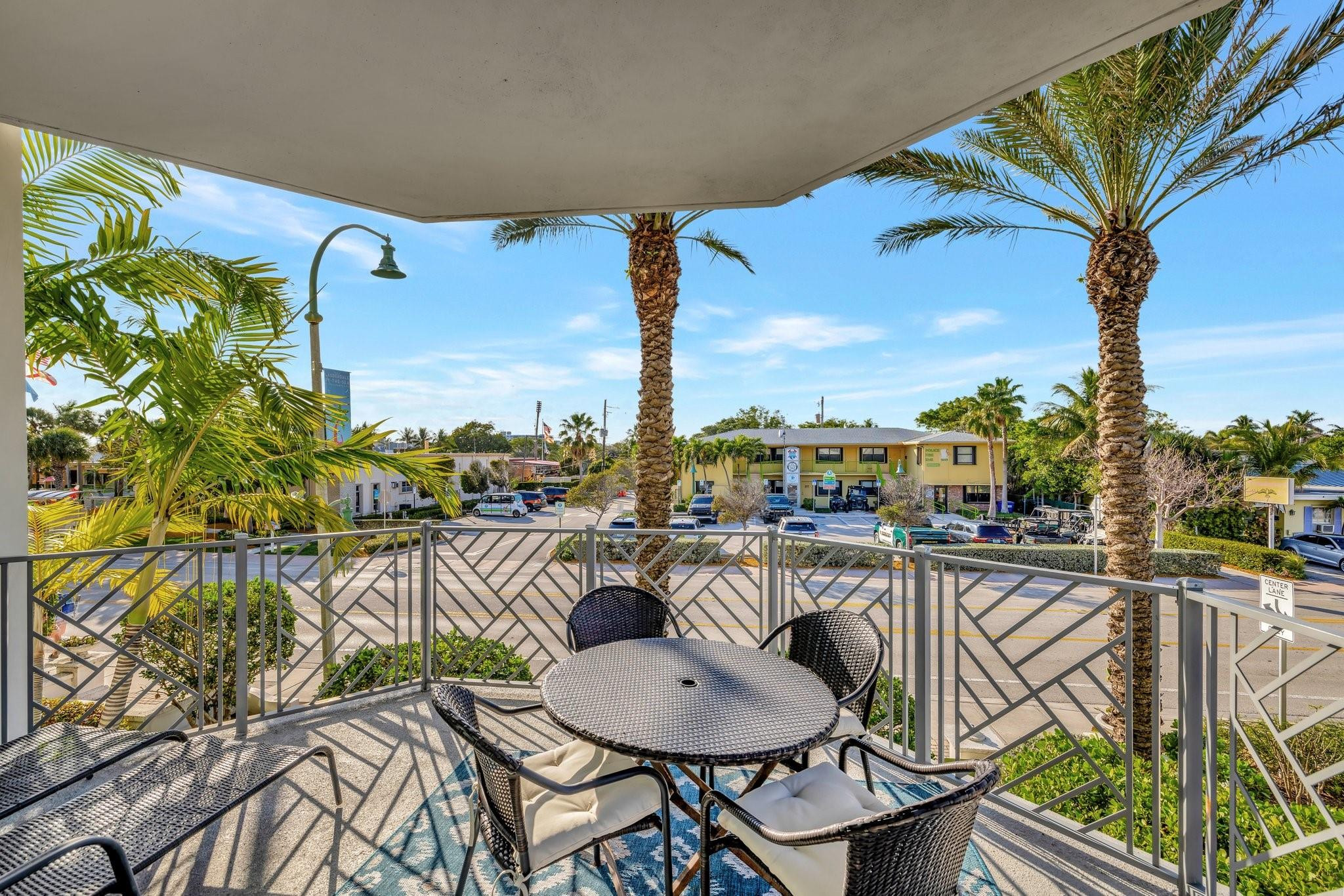 4511 El Mar Drive 210, Lauderdale-By-The-Sea Unit: 210
