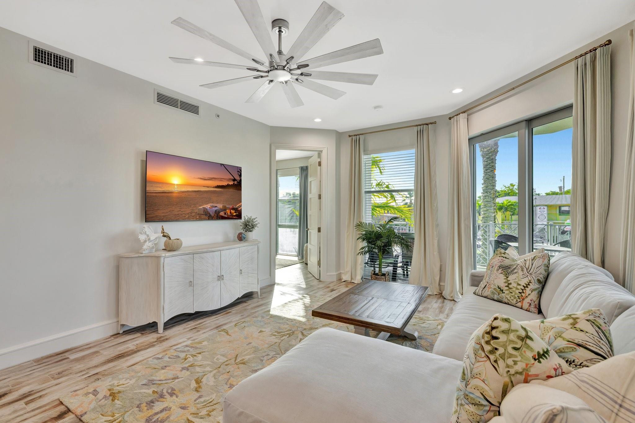 4511 El Mar Drive 210, Lauderdale-By-The-Sea Unit: 210