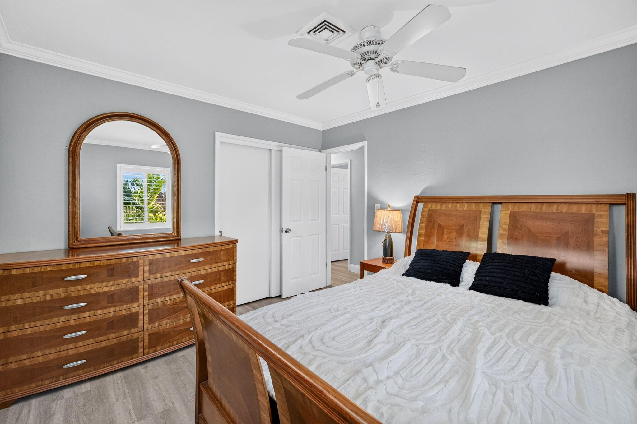 1858 NE 34TH Street