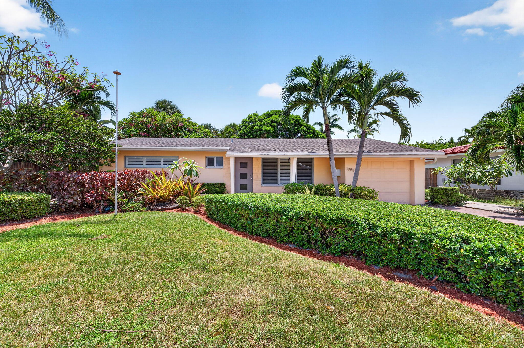 1858 NE 34TH Street