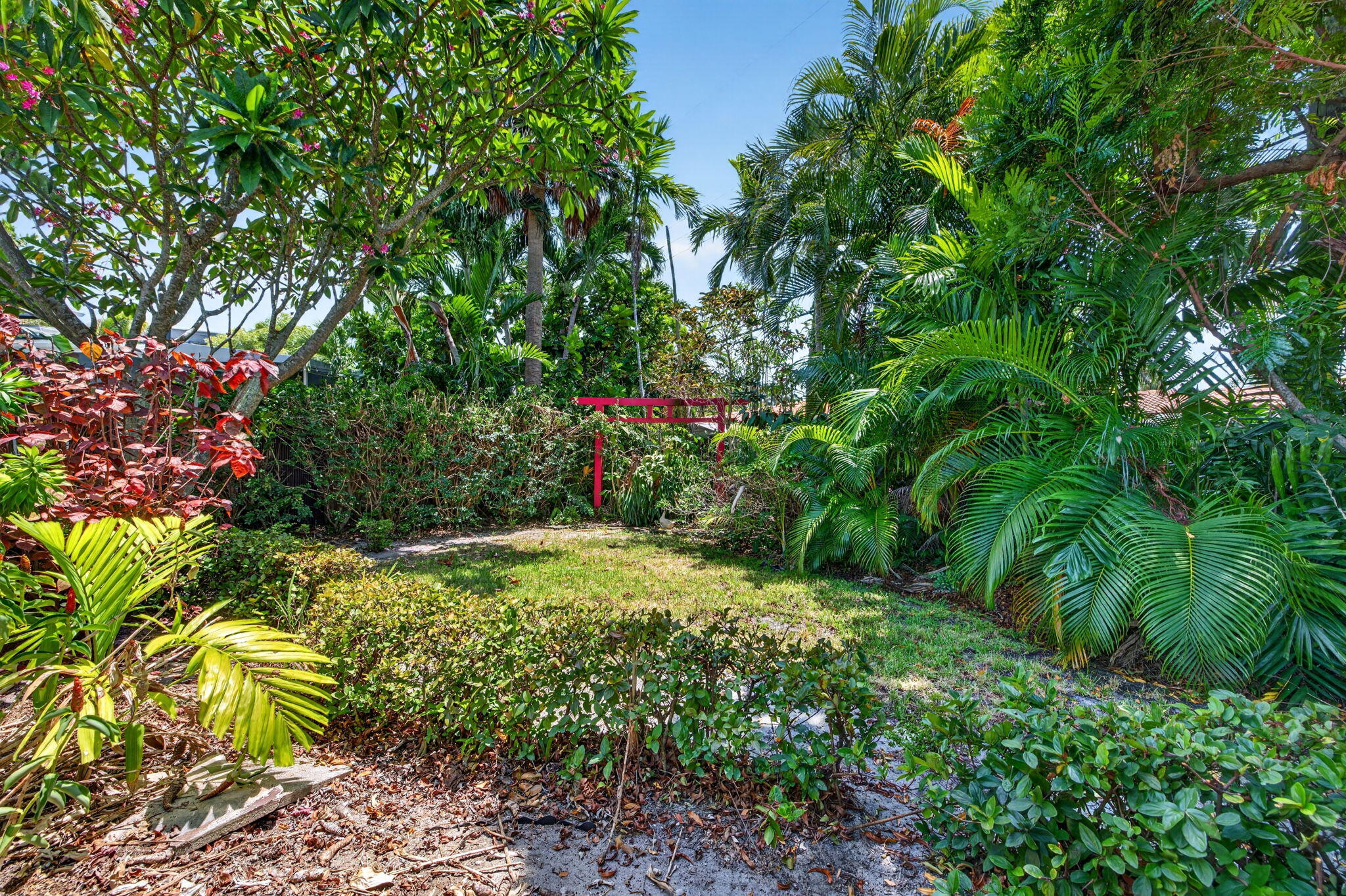 1858 NE 34TH Street