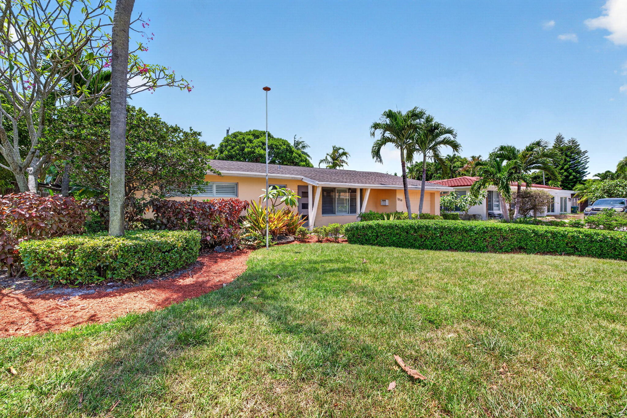 1858 NE 34TH Street