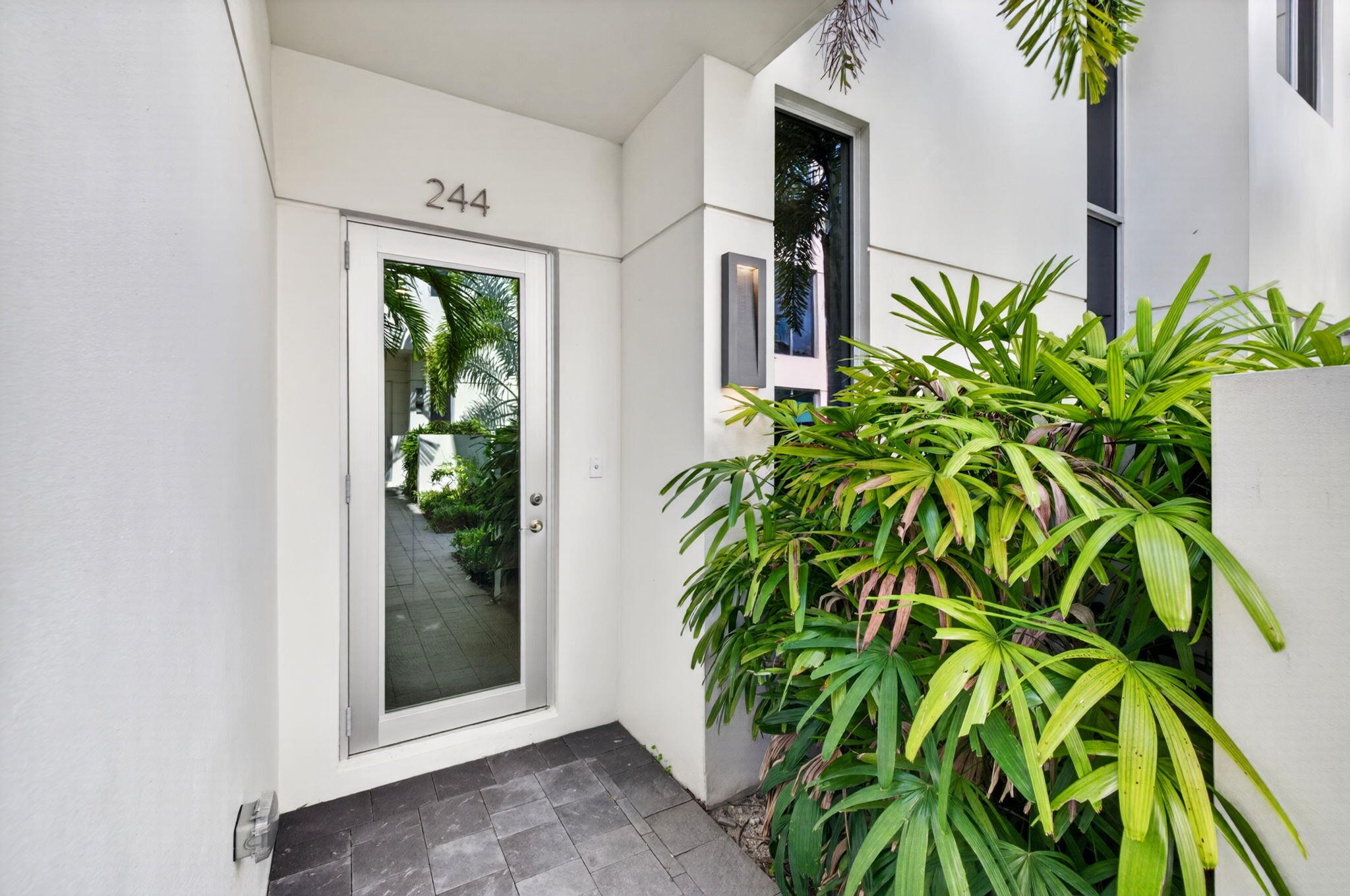 244 Garden Court, Lauderdale-By-The-Sea