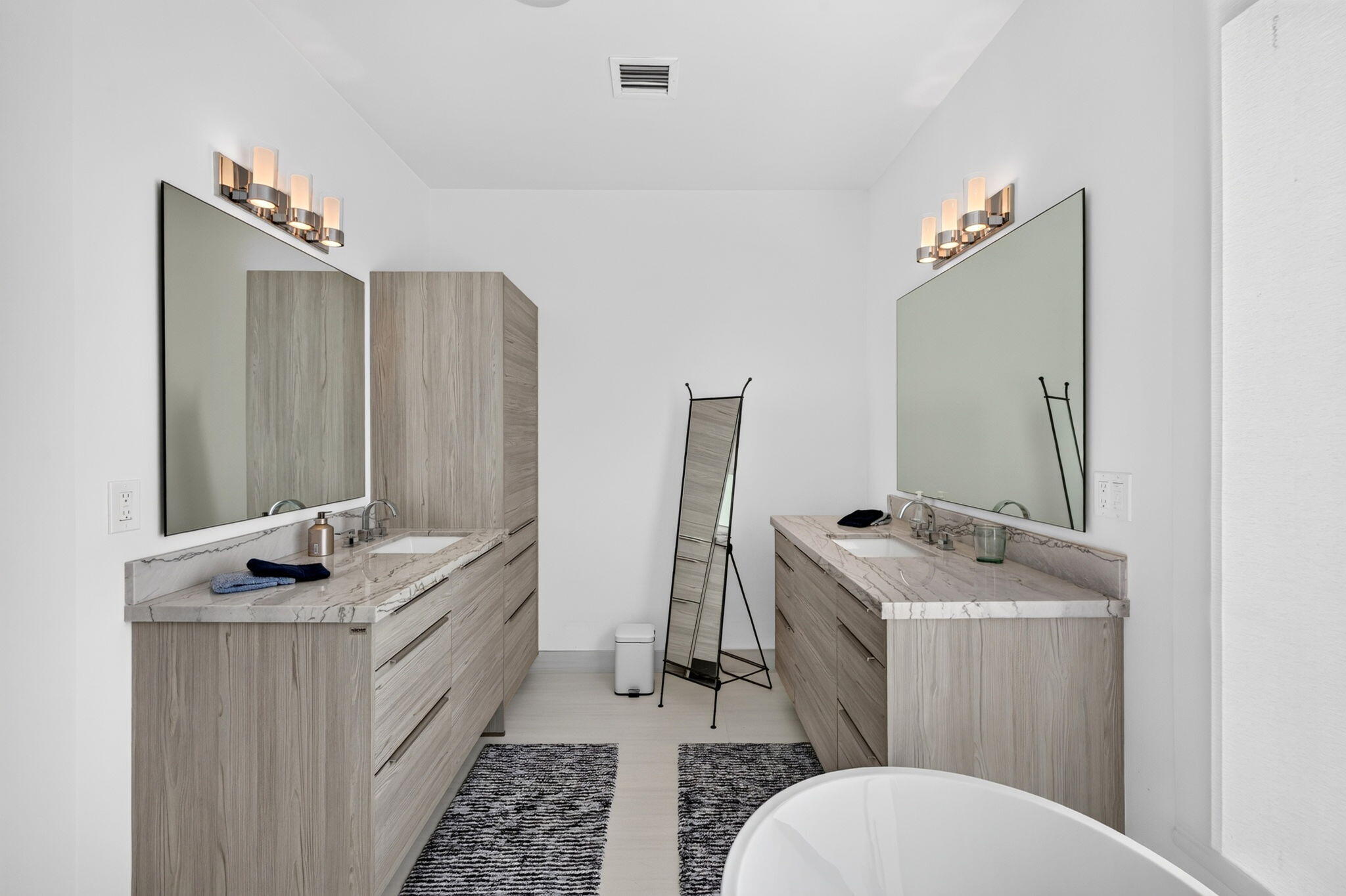 244 Garden Court, Lauderdale-By-The-Sea
