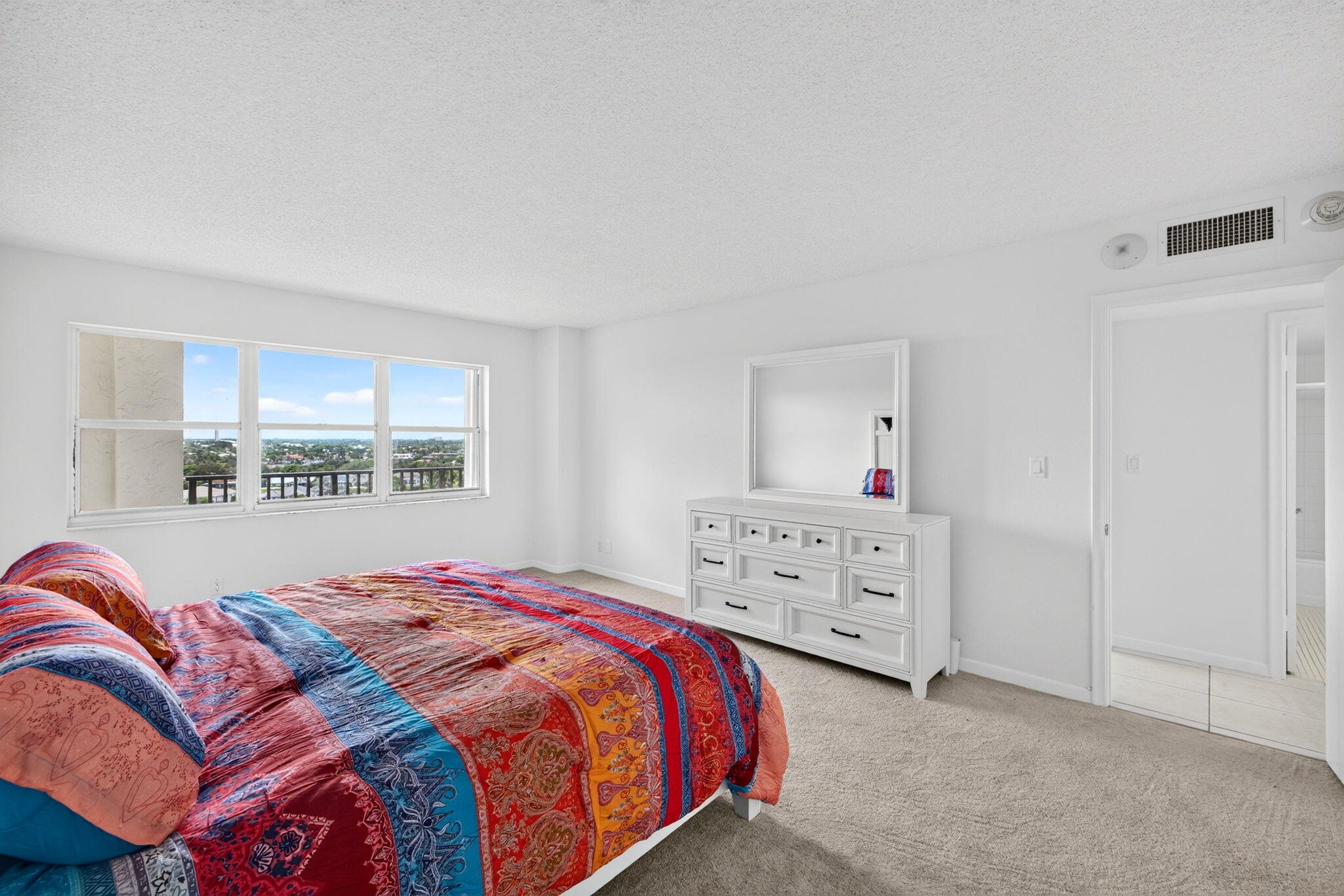 5100 N OCEAN Boulevard 1116, Lauderdale-By-The-Sea Unit: 1116