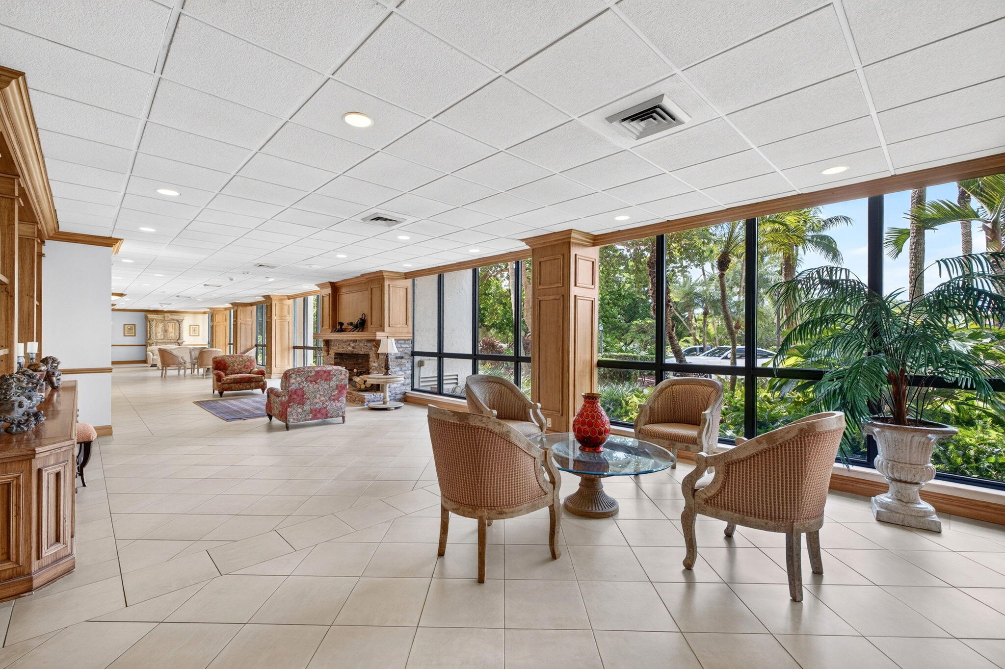 5100 N OCEAN Boulevard 1116, Lauderdale-By-The-Sea Unit: 1116