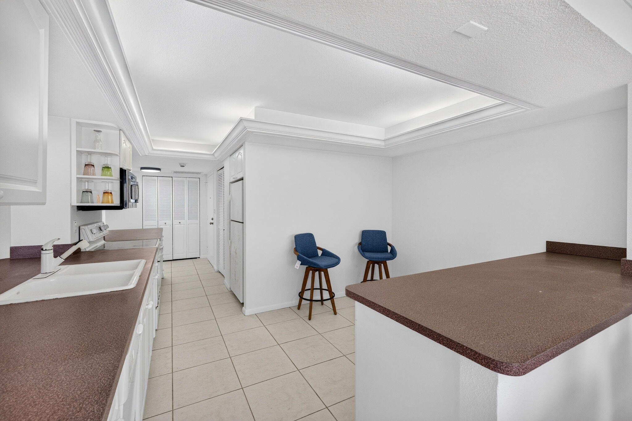5100 N OCEAN Boulevard 1116, Lauderdale-By-The-Sea Unit: 1116