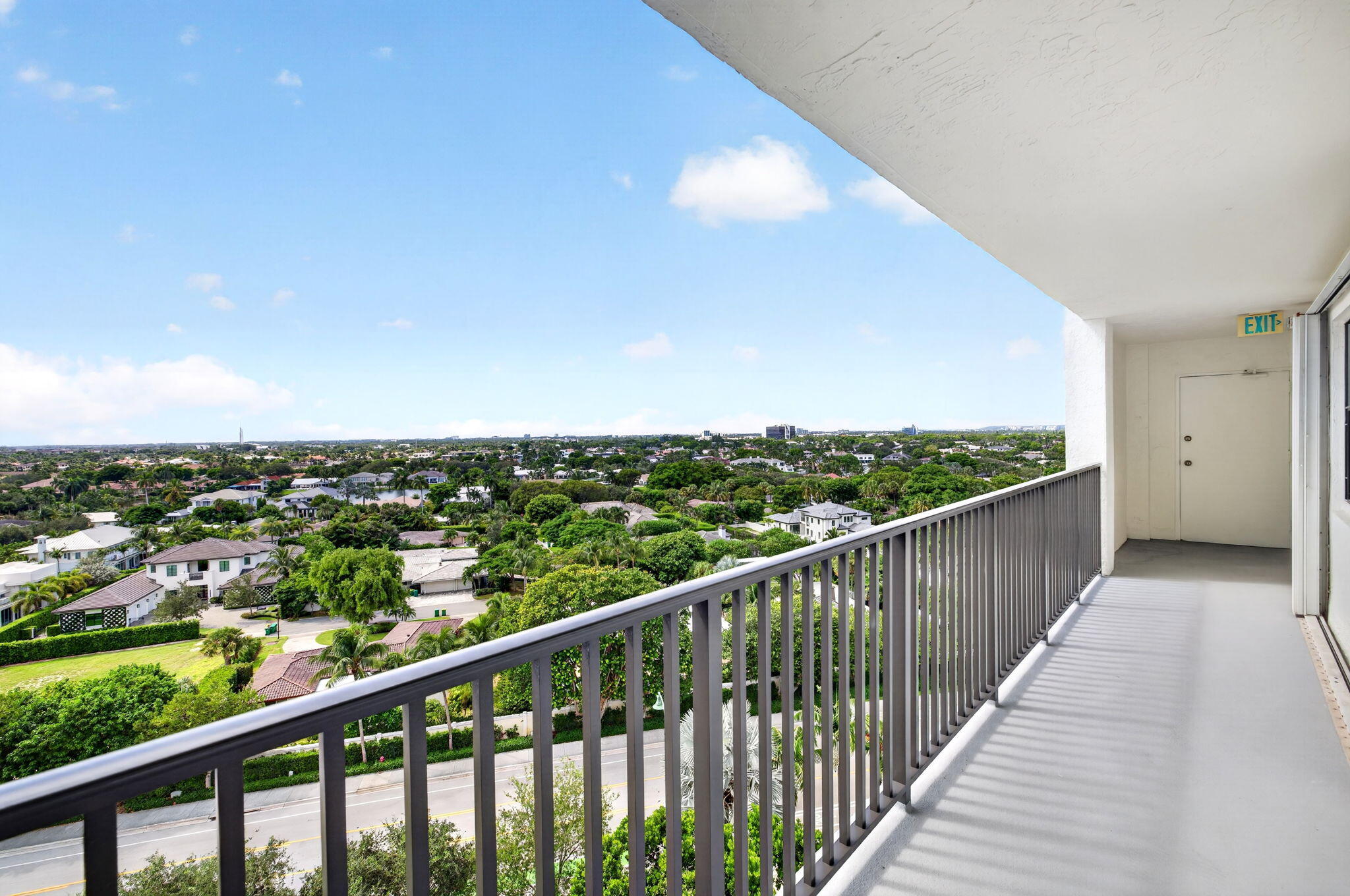 5100 N OCEAN Boulevard 1116, Lauderdale-By-The-Sea Unit: 1116