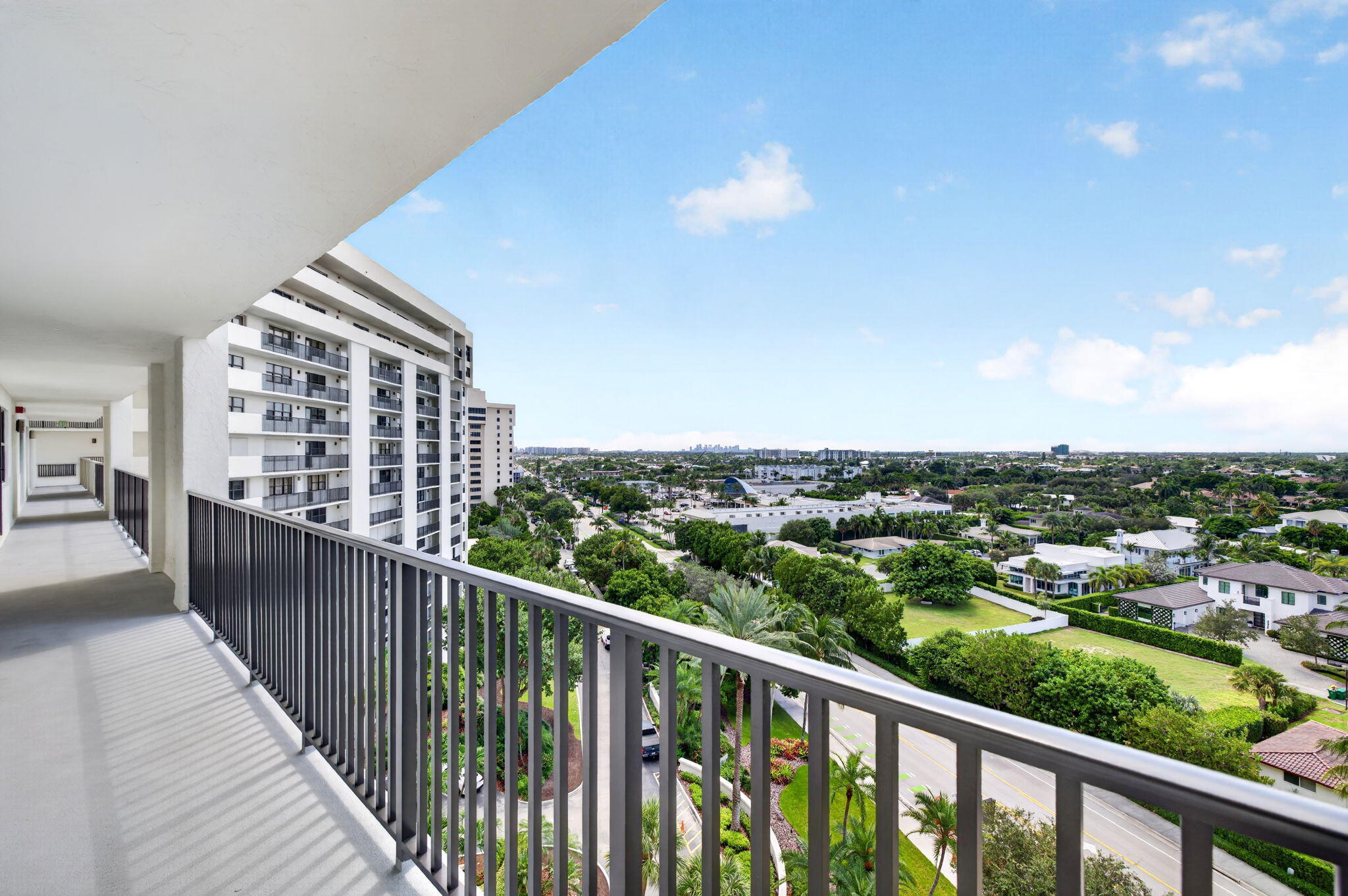 5100 N OCEAN Boulevard 1116, Lauderdale-By-The-Sea Unit: 1116