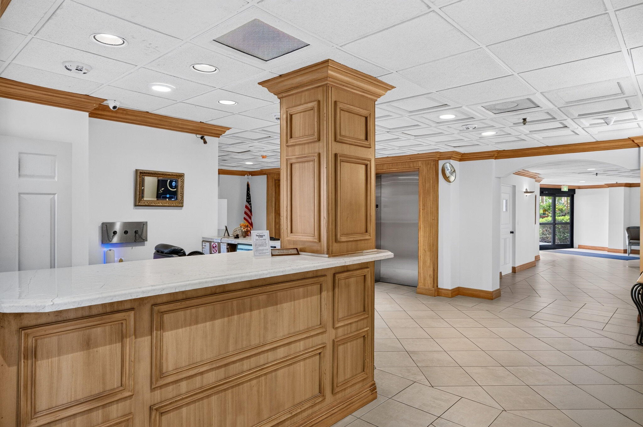 5100 N OCEAN Boulevard 1116, Lauderdale-By-The-Sea Unit: 1116