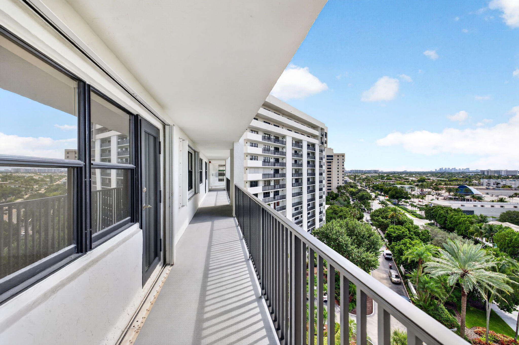 5100 N OCEAN Boulevard 1116, Lauderdale-By-The-Sea Unit: 1116