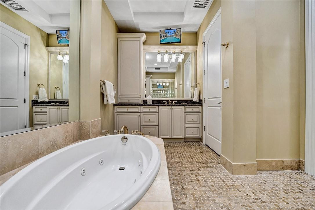 4320 El Mar Drive 202, Lauderdale-By-The-Sea Unit: 202