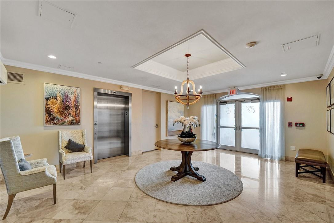 4320 El Mar Drive 202, Lauderdale-By-The-Sea Unit: 202