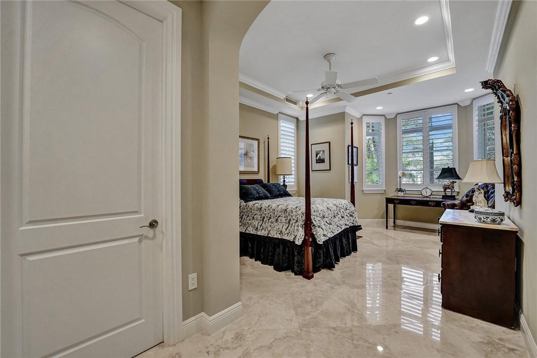 4320 El Mar Drive 202, Lauderdale-By-The-Sea Unit: 202