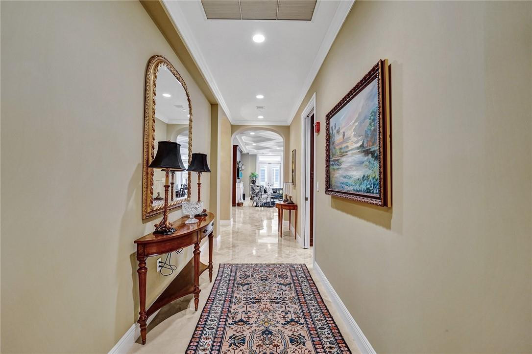 4320 El Mar Drive 202, Lauderdale-By-The-Sea Unit: 202