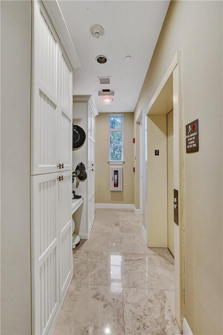 4320 El Mar Drive 202, Lauderdale-By-The-Sea Unit: 202