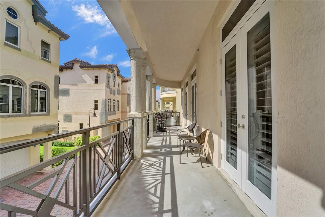 4320 El Mar Drive 202, Lauderdale-By-The-Sea Unit: 202