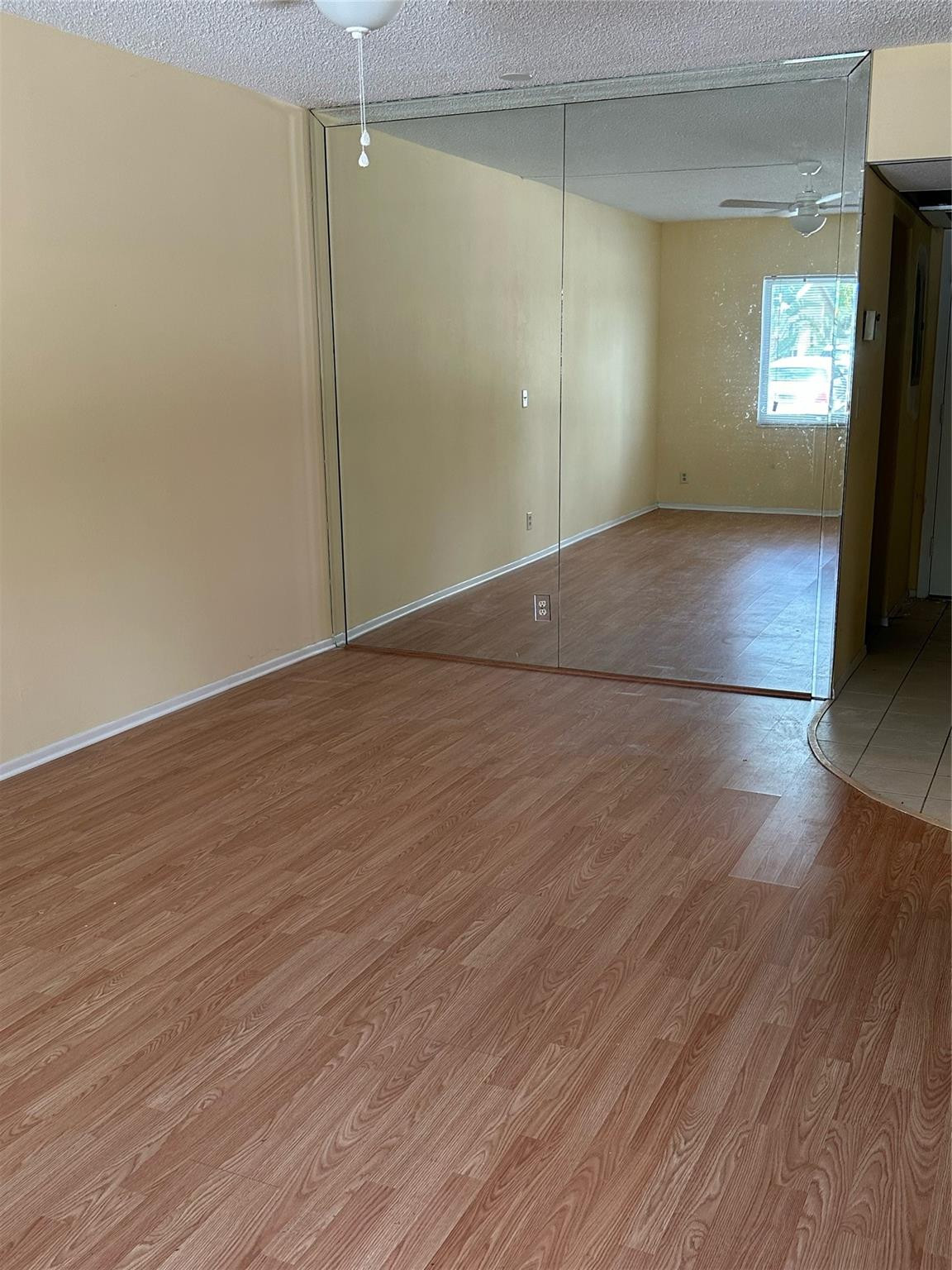 424 N Riverside Dr Unit: 104