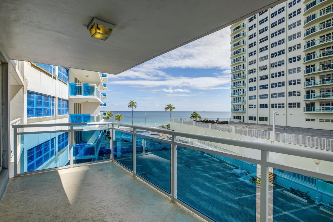 3430 Galt Ocean Dr Unit: 310