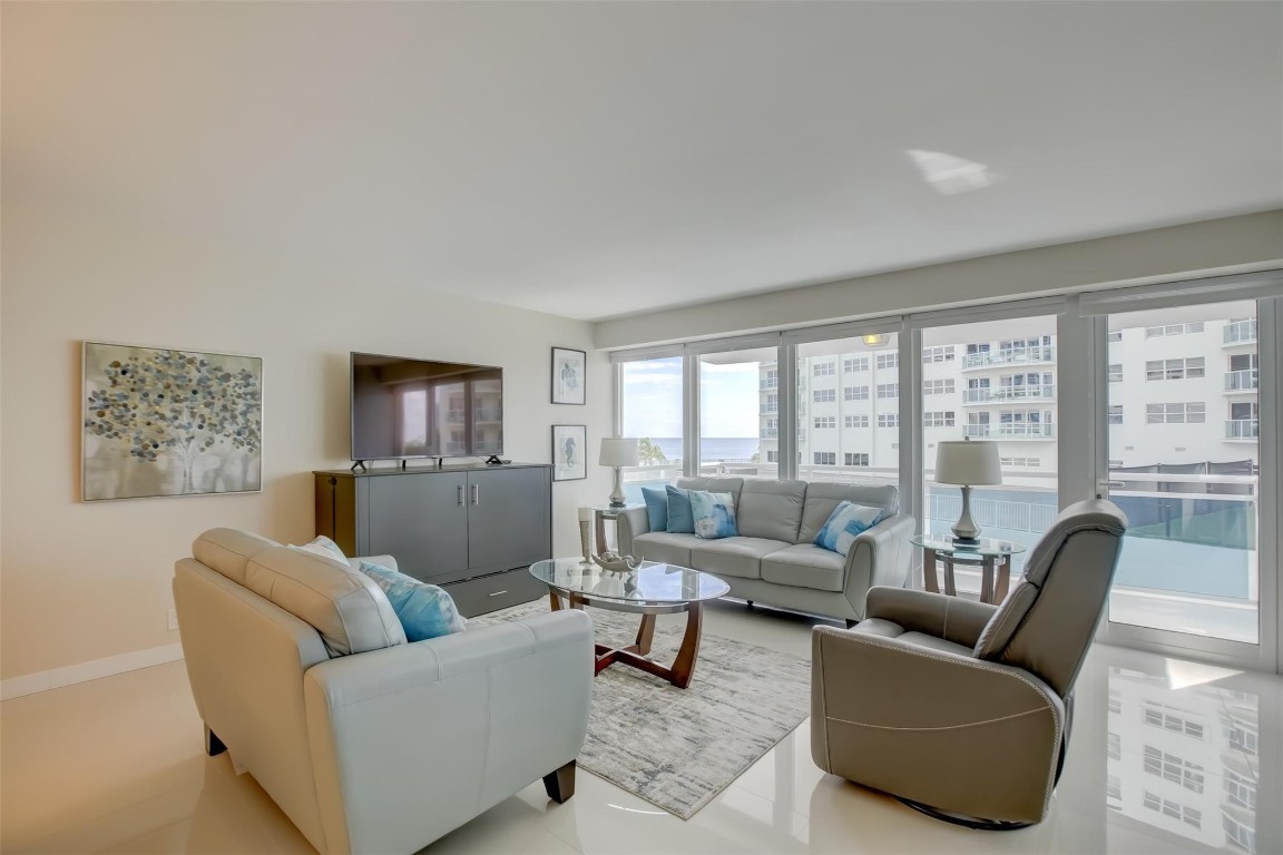 3430 Galt Ocean Dr Unit: 310