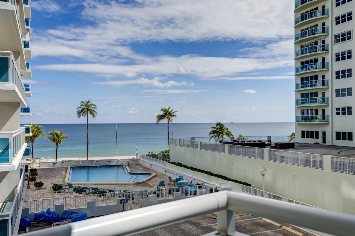 3430 Galt Ocean Dr Unit: 310