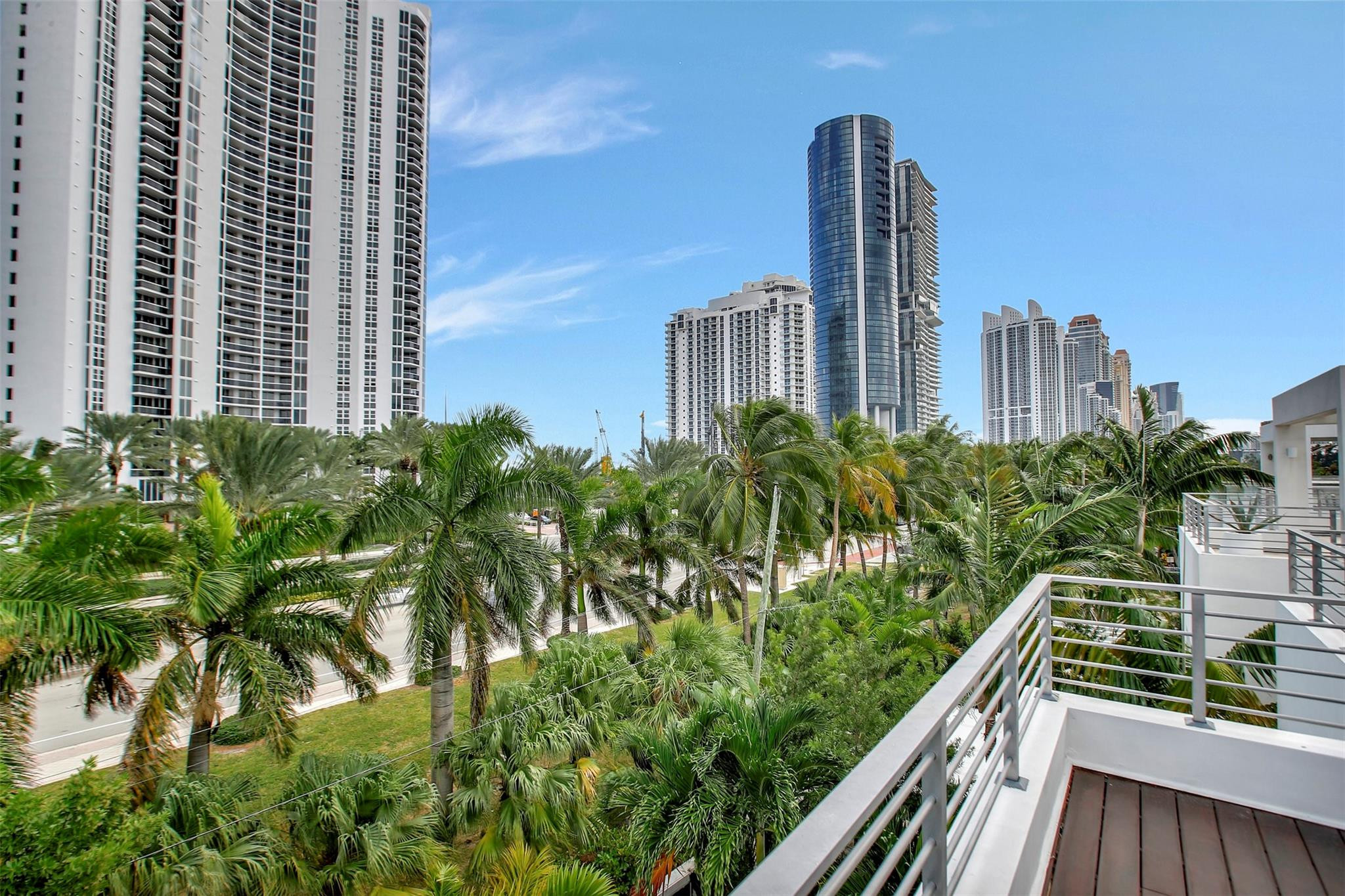 18935 S Atlantic Blvd