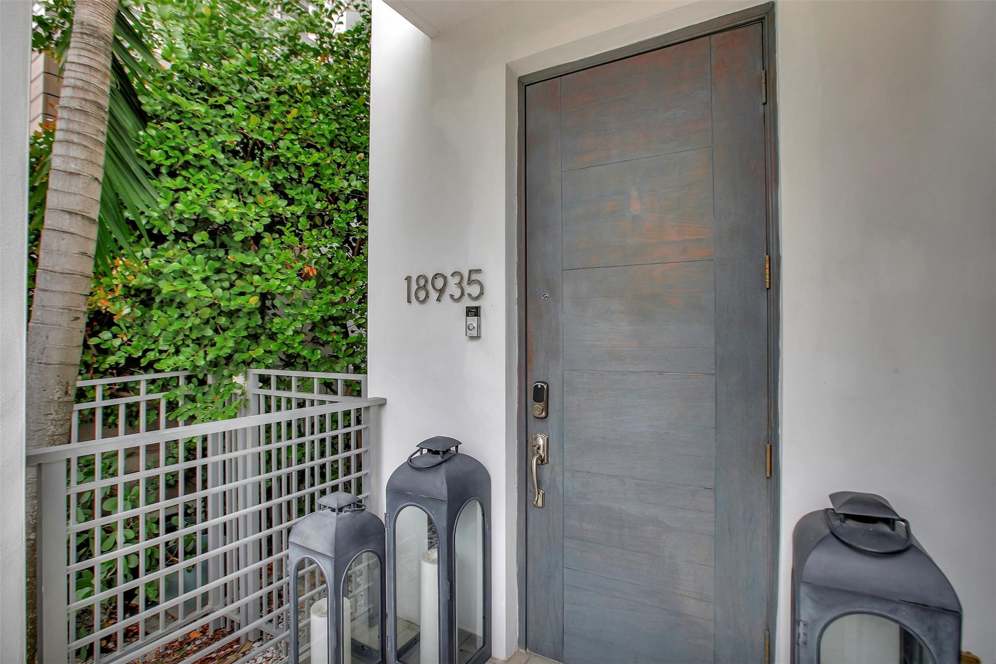 18935 S Atlantic Blvd