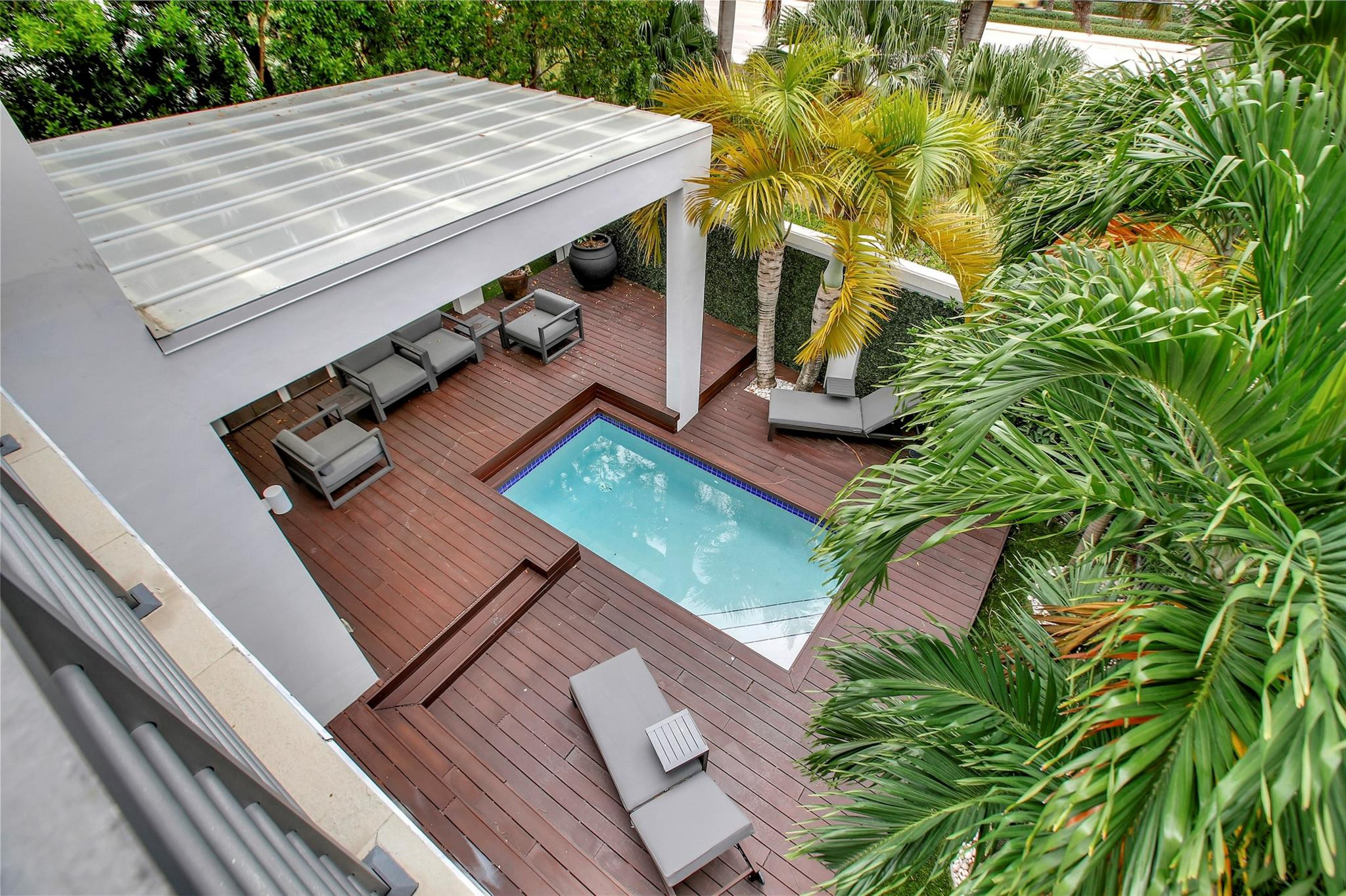 18935 S Atlantic Blvd