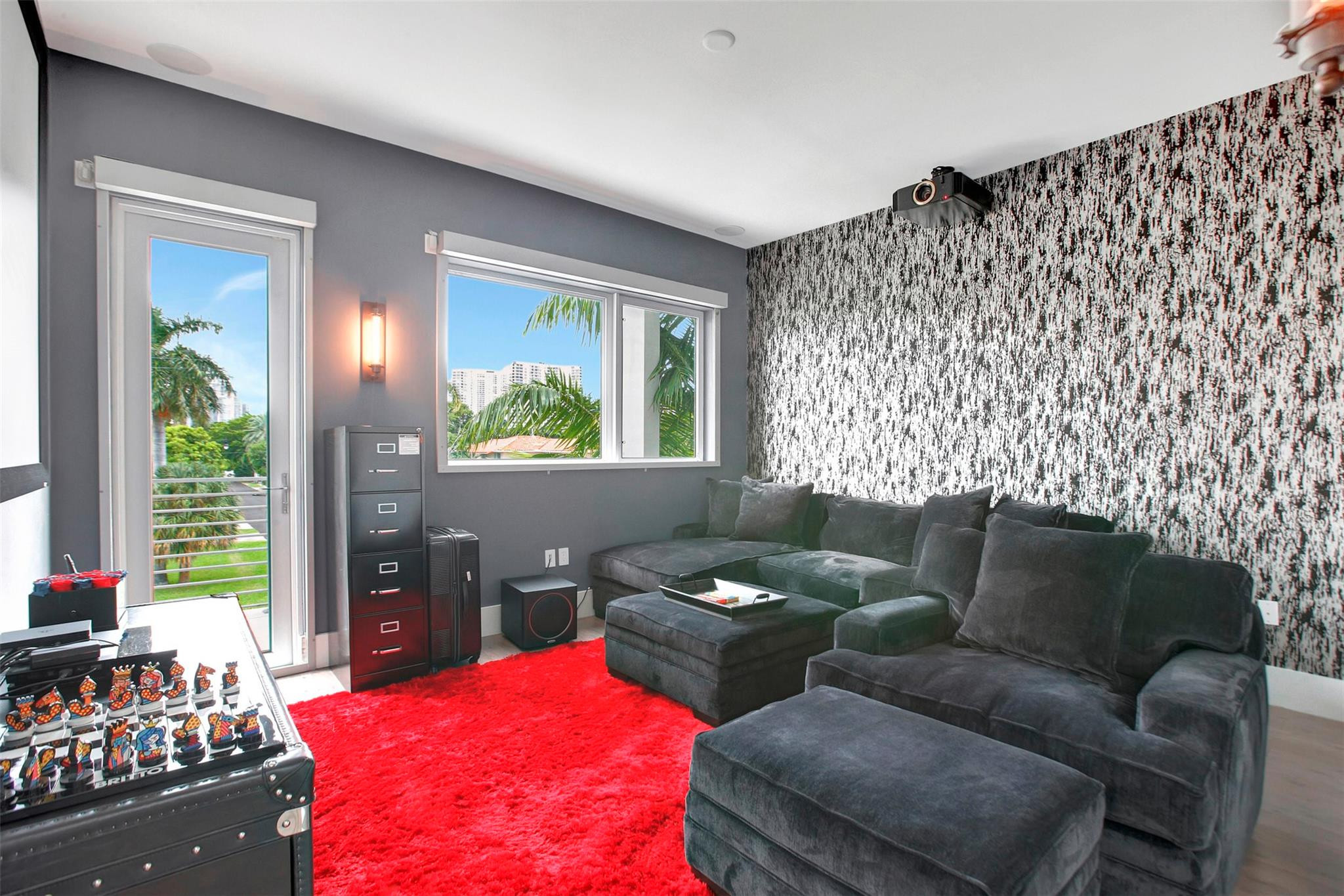 18935 S Atlantic Blvd