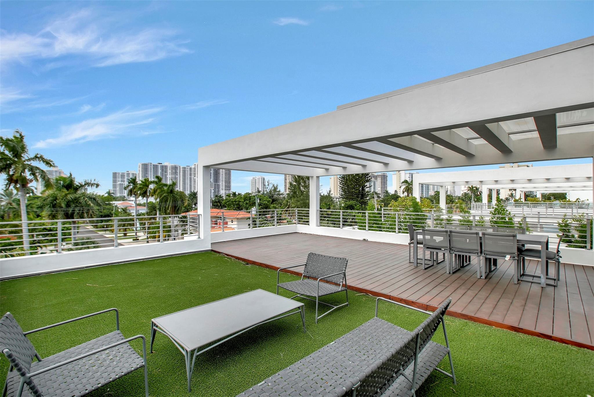 18935 S Atlantic Blvd