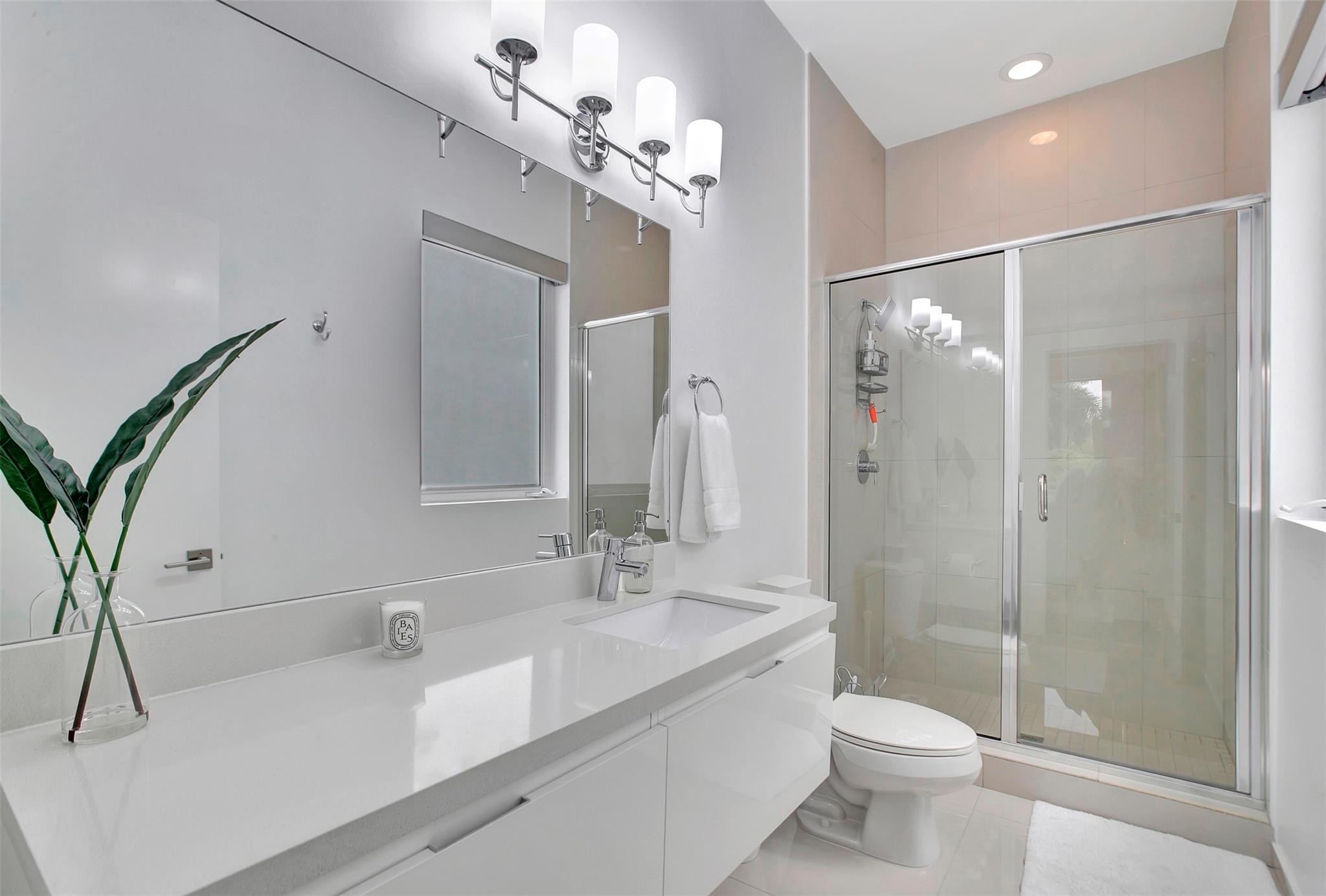 18935 S Atlantic Blvd