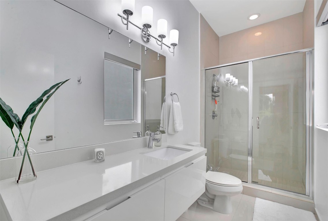 18935 S Atlantic Blvd