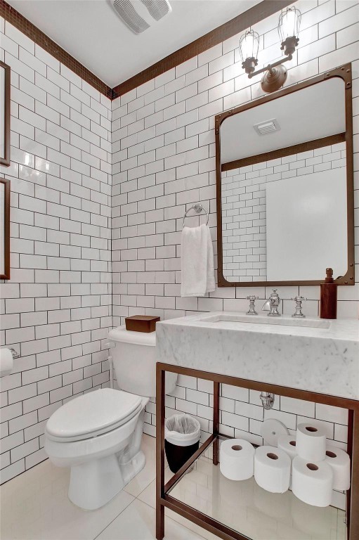 18935 S Atlantic Blvd