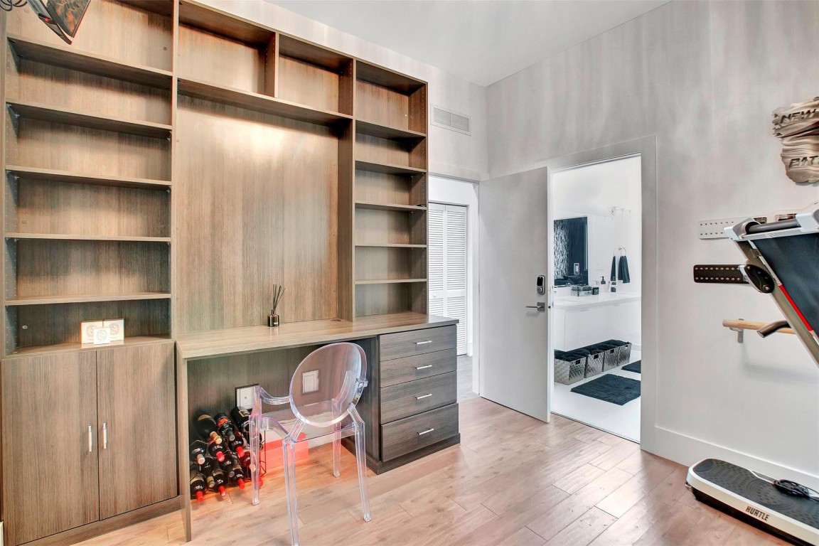 18935 S Atlantic Blvd