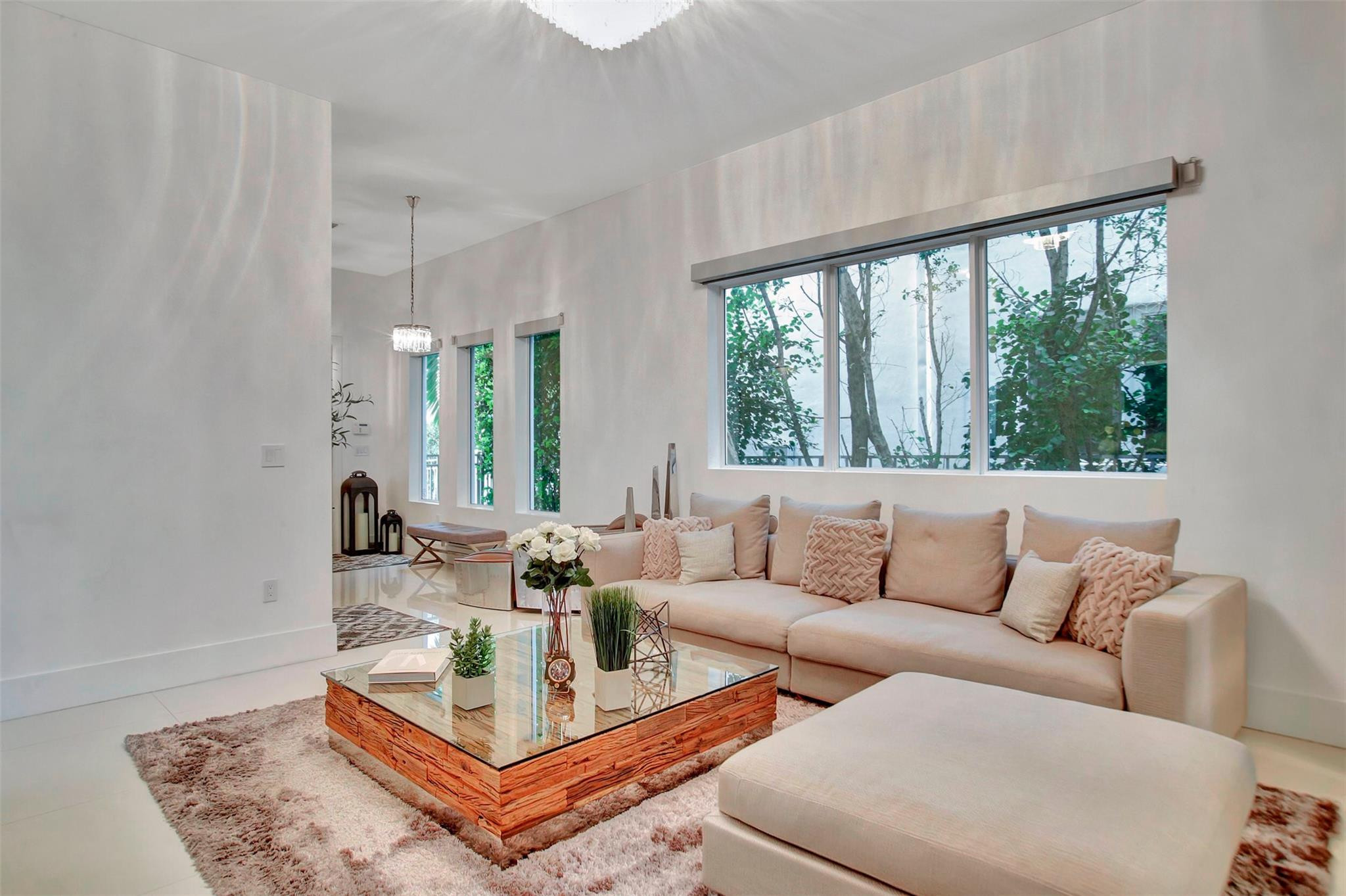 18935 S Atlantic Blvd