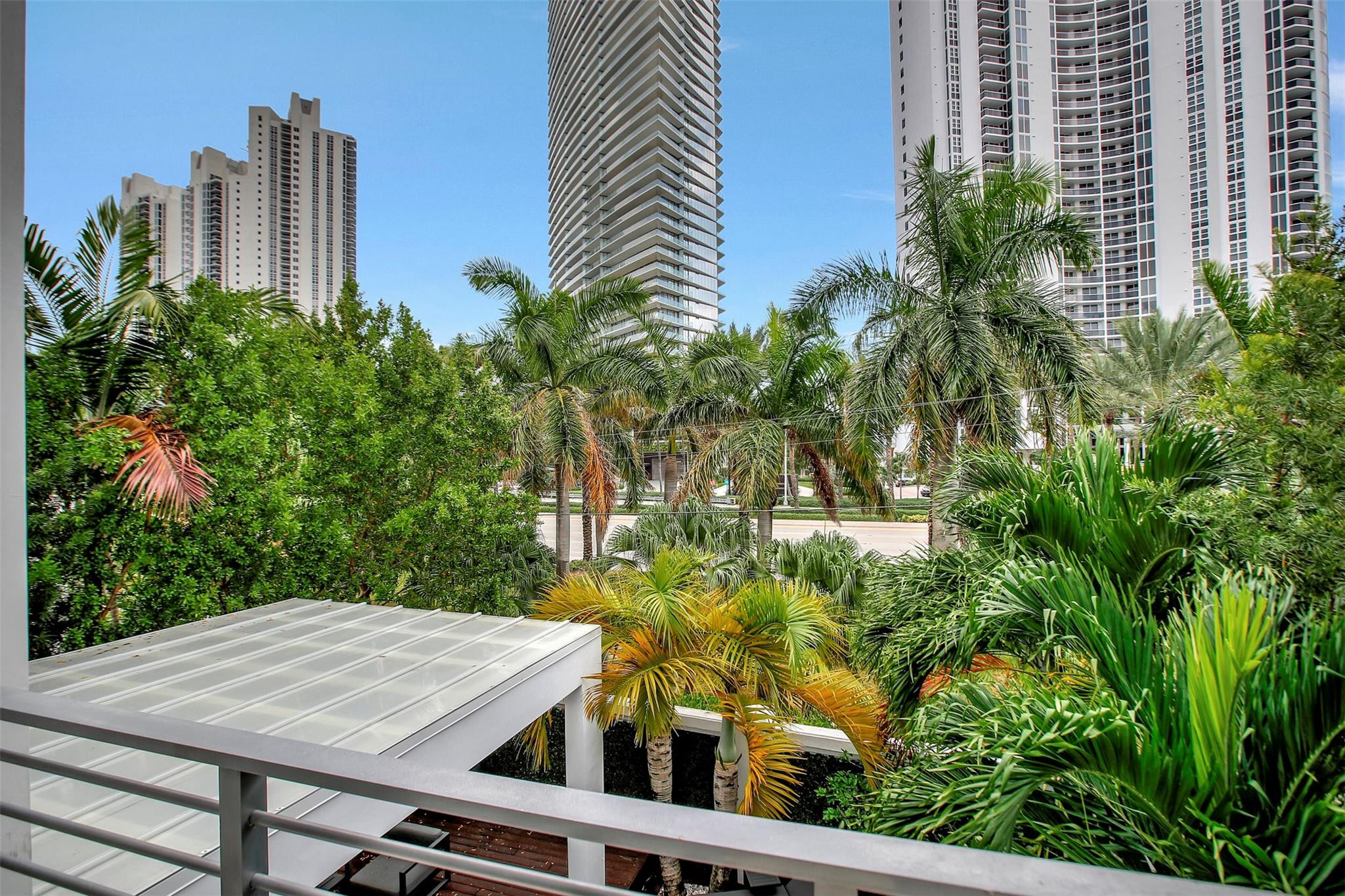 18935 S Atlantic Blvd