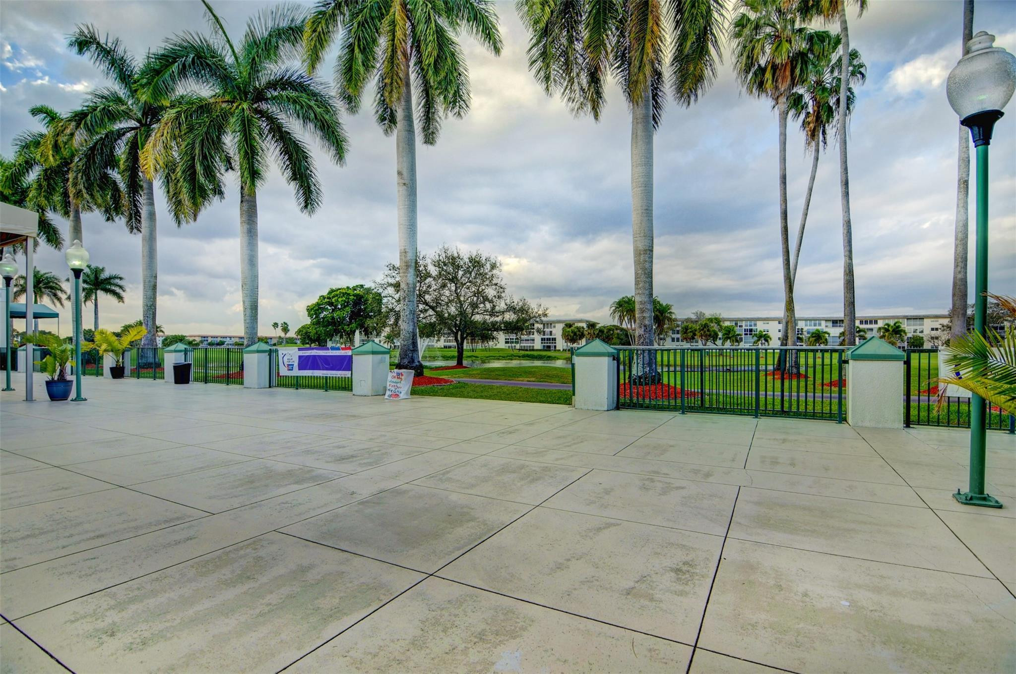 1503 Cayman Way Unit: B4