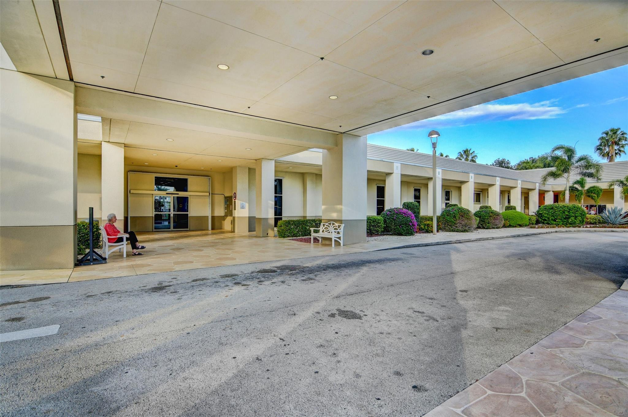 1503 Cayman Way Unit: B4