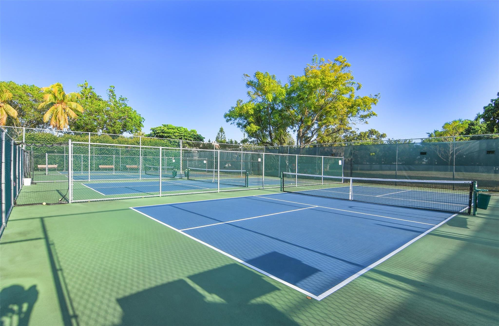 1503 Cayman Way Unit: B4