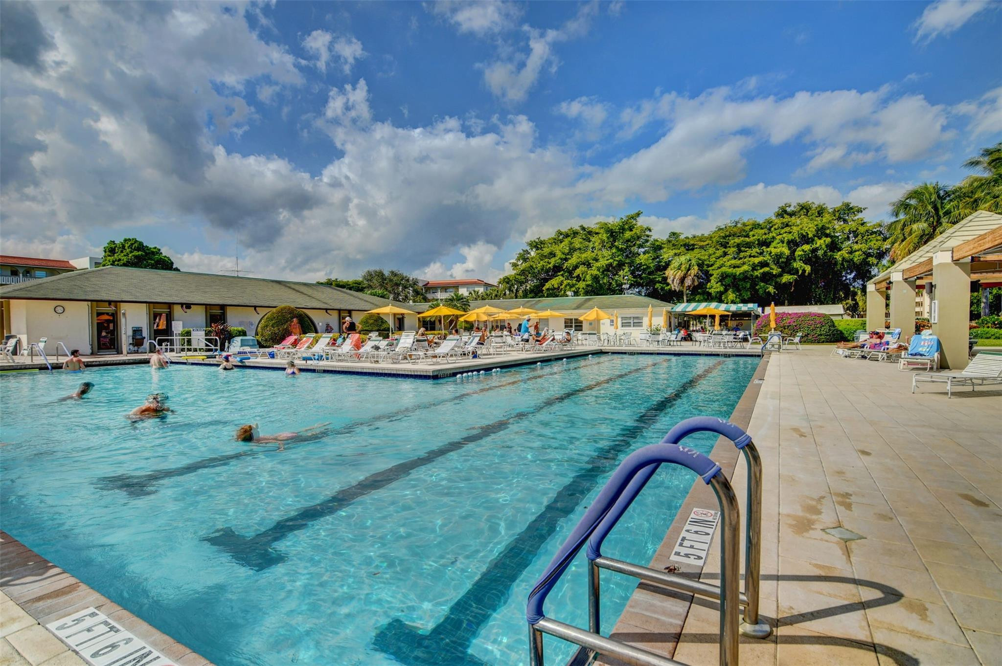 1503 Cayman Way Unit: B4